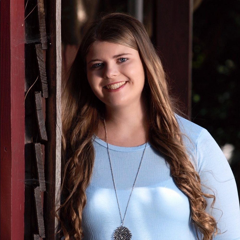 Meet your Posher, Lauren